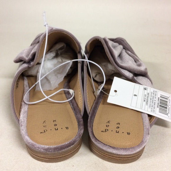 A New Day Womens Purple Velvet Holland Mules - Picture 6 of 7